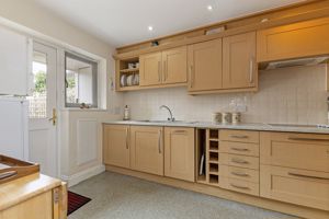 Kitchen- click for photo gallery